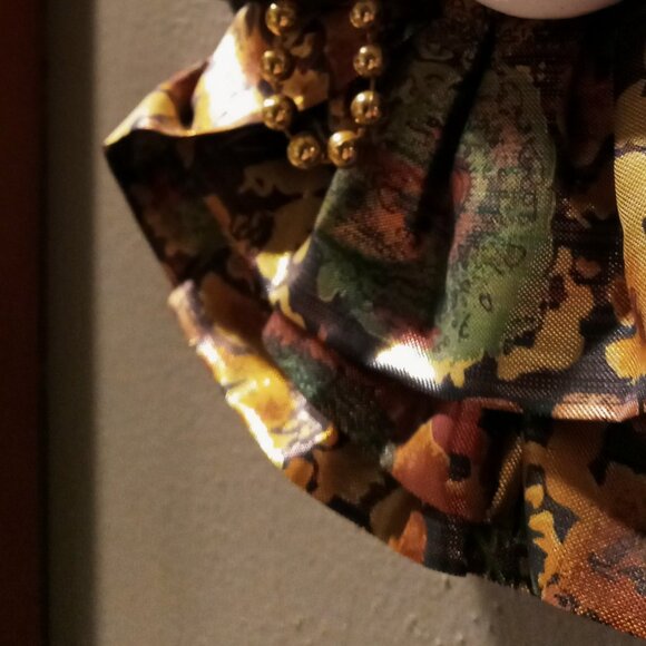 Dynamic Vintage Art Deco Ceramic Mask Brocade Lady Wall Hanging - Picture 13 of 15